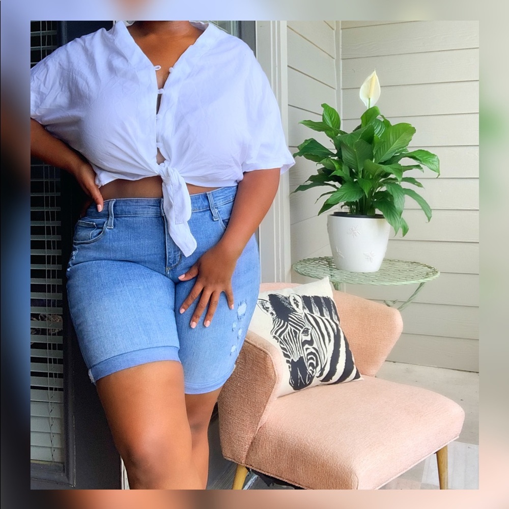 White crop linen top